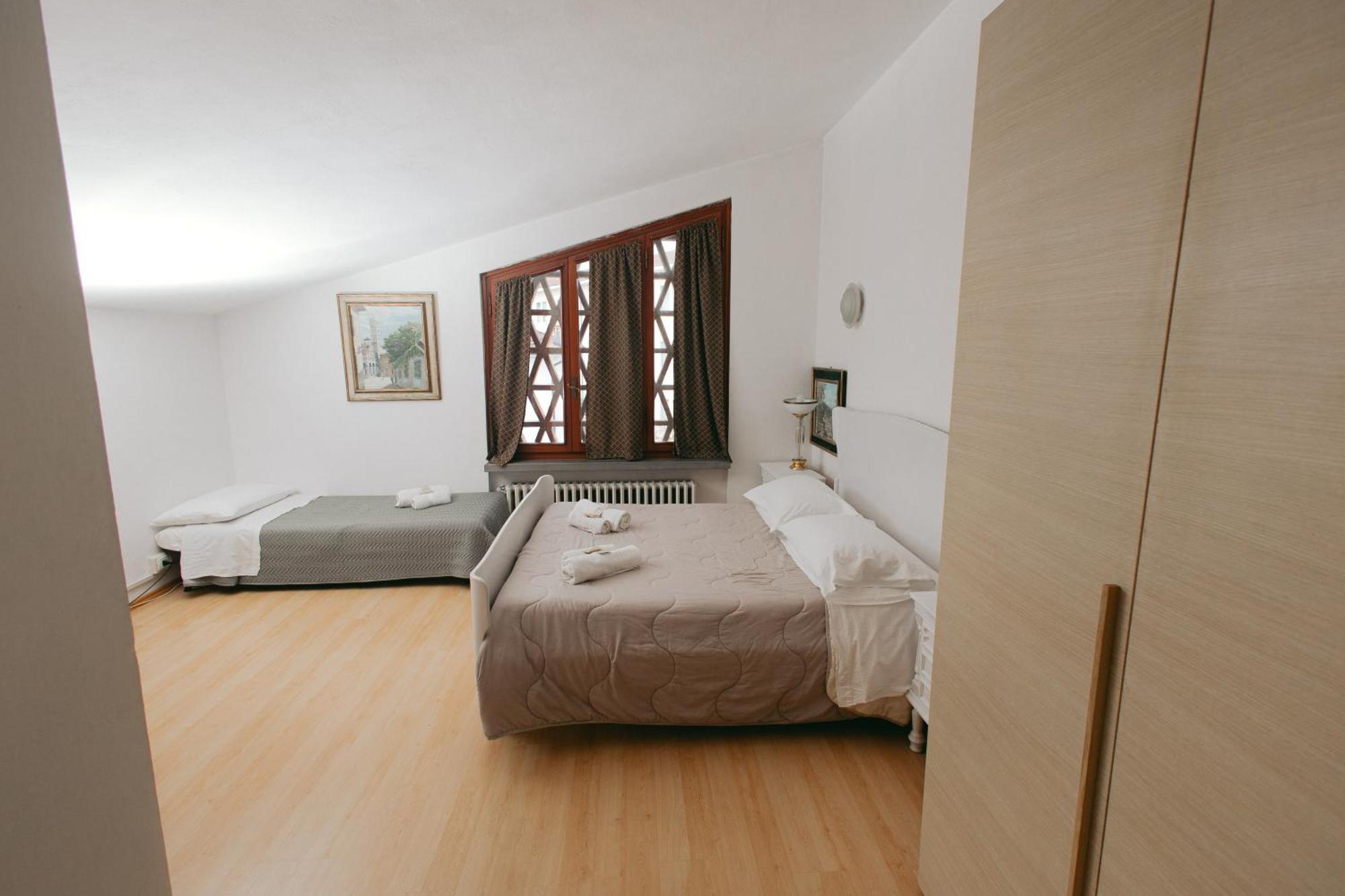 Enzo'S House Hotel Lucca Luaran gambar